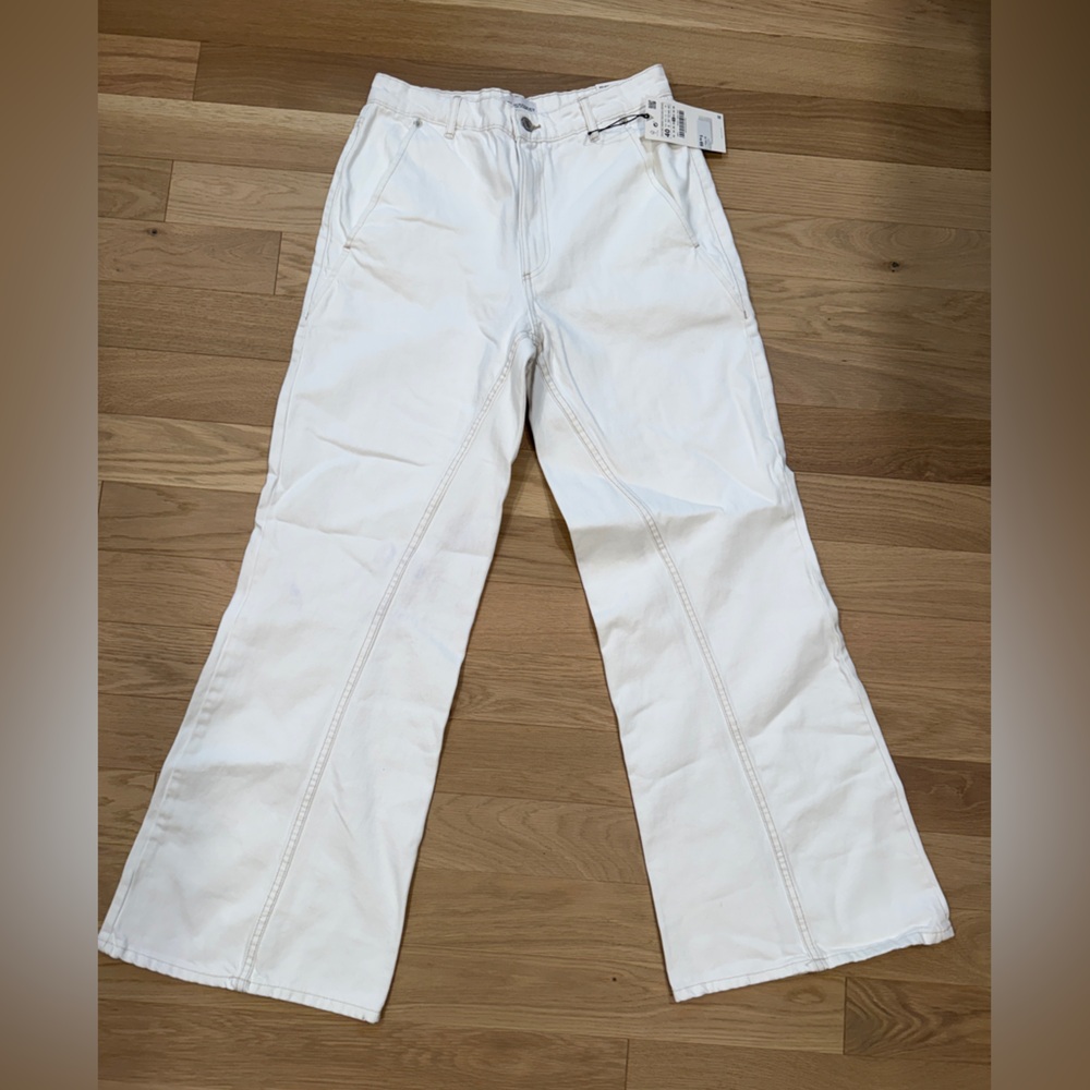Zara High Rise White Denim with stitching details